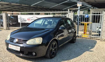 Volkswagen Golf  - 2004