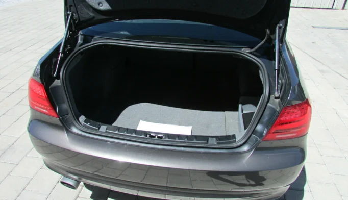 BMW 3 Series  - 2010