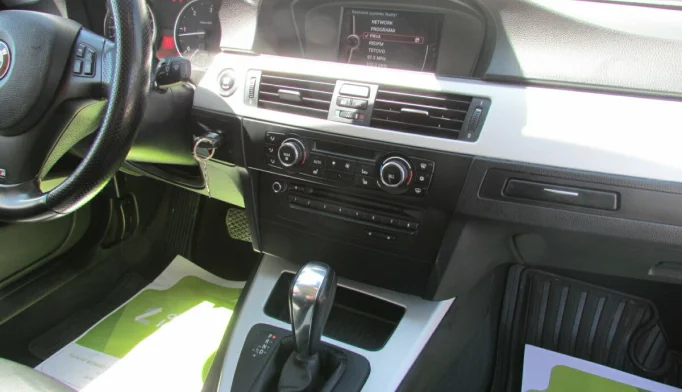 BMW 3 Series  - 2010
