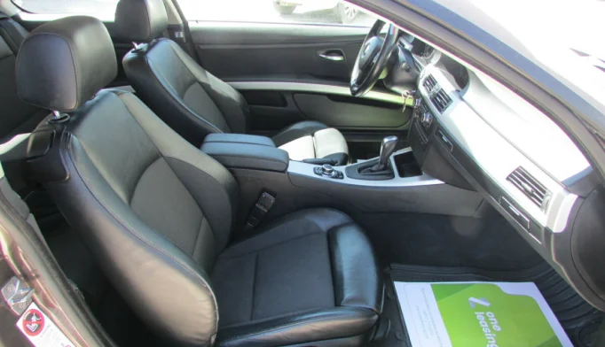 BMW 3 Series  - 2010