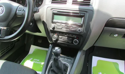 Volkswagen Jetta  - 2011