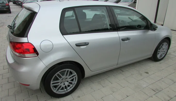 Volkswagen Golf  - 2008