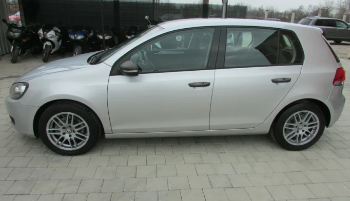 Volkswagen Golf  - 2008