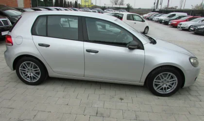 Volkswagen Golf  - 2008