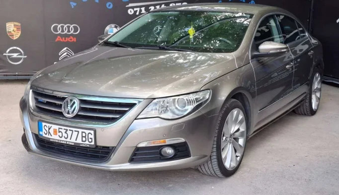 Volkswagen Passat CC  - 2010