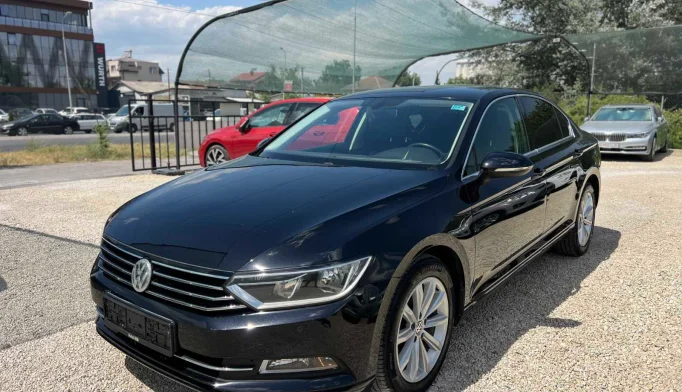 Volkswagen Passat  - 2015