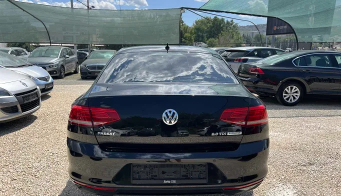 Volkswagen Passat  - 2015