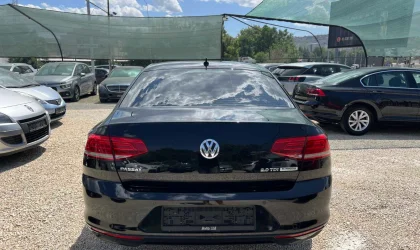 Volkswagen Passat  - 2015