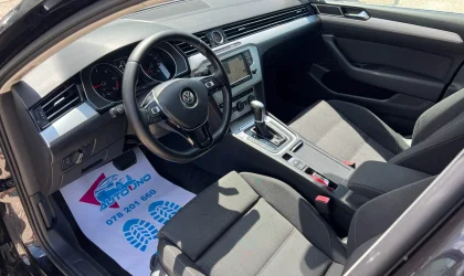 Volkswagen Passat  - 2015