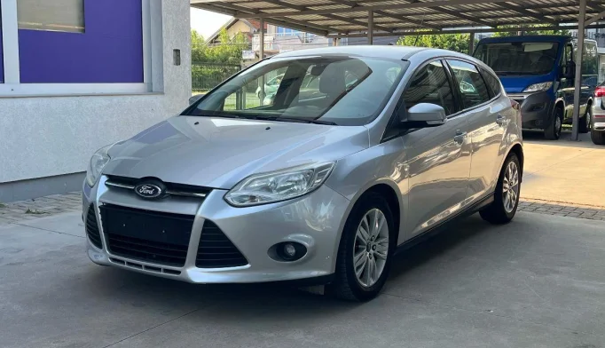 Ford Focus   - 2014