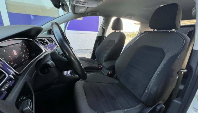 Volkswagen Golf  - 2018