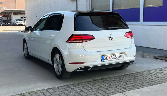 Volkswagen Golf  - 2018