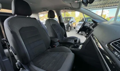 Volkswagen Golf  - 2018