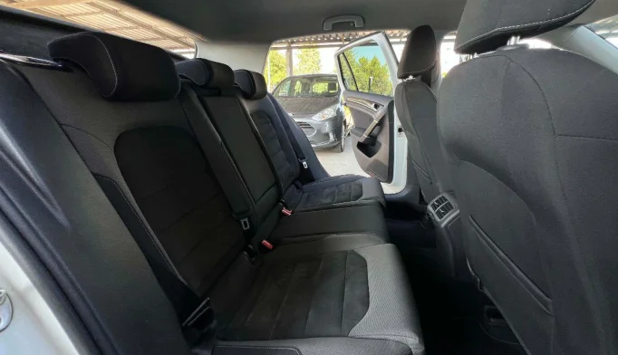 Volkswagen Golf  - 2018