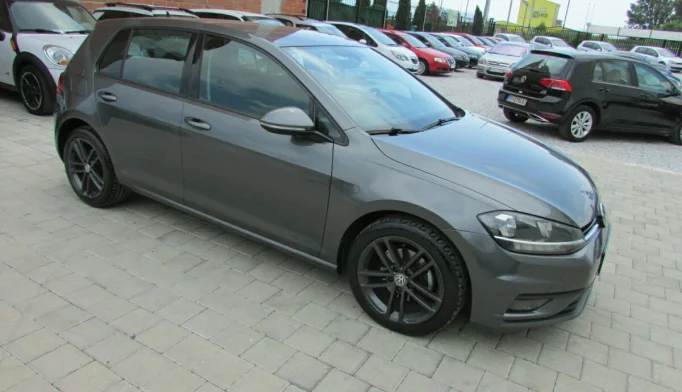 Volkswagen Golf  - 2018