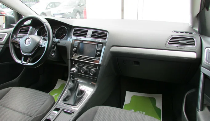 Volkswagen Golf  - 2018