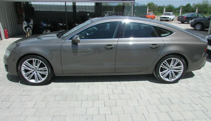 Audi A7  - 2011