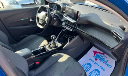Peugeot 208  - 2020