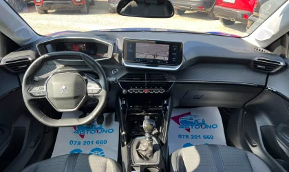 Peugeot 208  - 2020