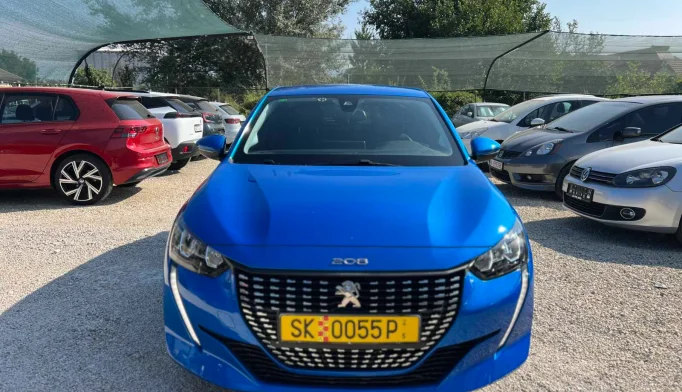 Peugeot 208  - 2020