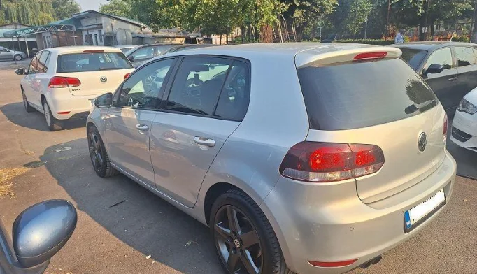 Volkswagen Golf  - 2009