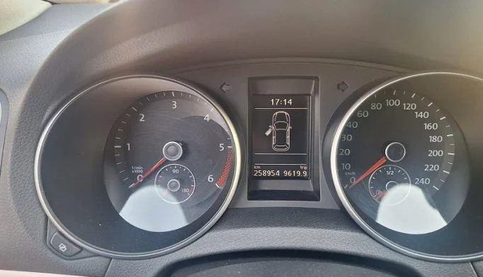 Volkswagen Golf  - 2009