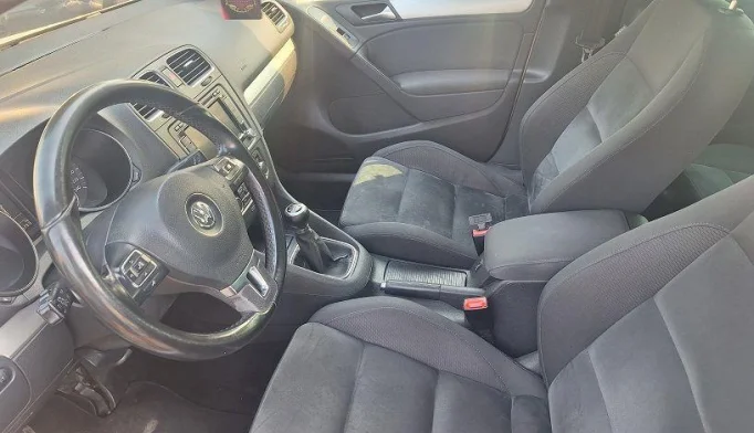 Volkswagen Golf  - 2009