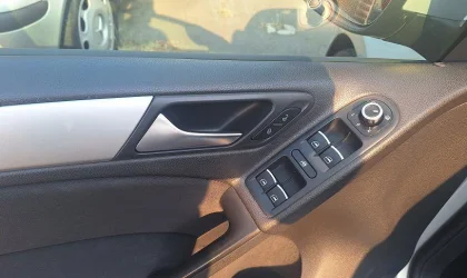 Volkswagen Golf  - 2009