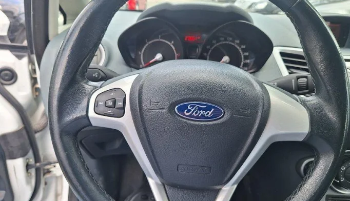 Ford Fiesta  - 2010