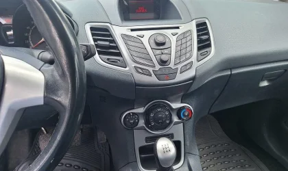 Ford Fiesta  - 2010