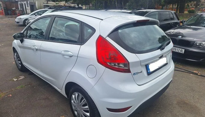 Ford Fiesta  - 2010