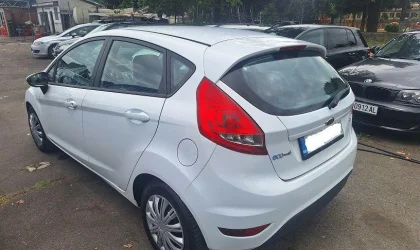 Ford Fiesta  - 2010
