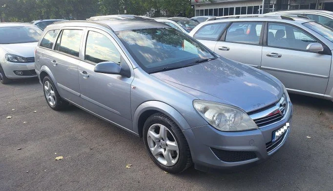 Opel Astra  - 2008