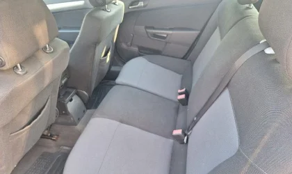 Opel Astra  - 2008