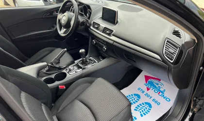 Mazda 3  - 2016