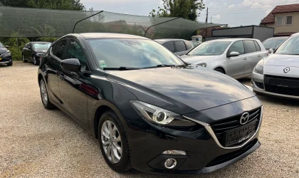 Mazda 3  - 2016