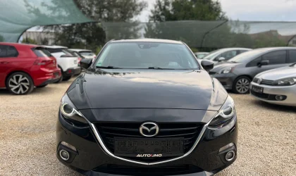 Mazda 3  - 2016