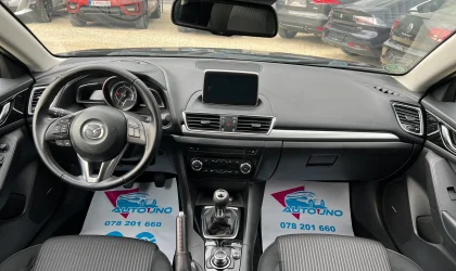 Mazda 3  - 2016