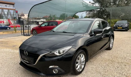 Mazda 3  - 2016