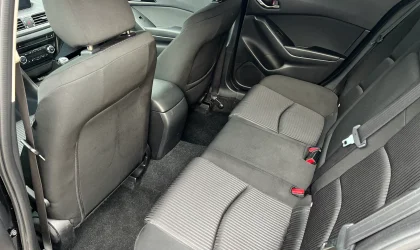 Mazda 3  - 2016
