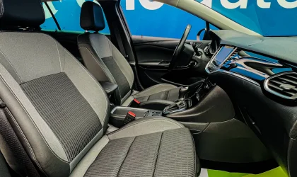 Opel Astra  - 2021
