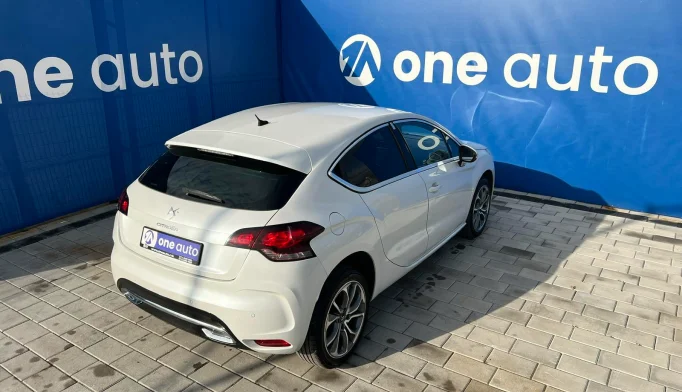 Citroën DS4  - 2011