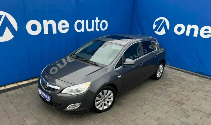Opel Astra  - 2010