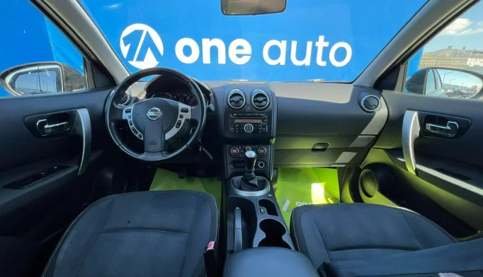 Nissan Qashqai  - 2010